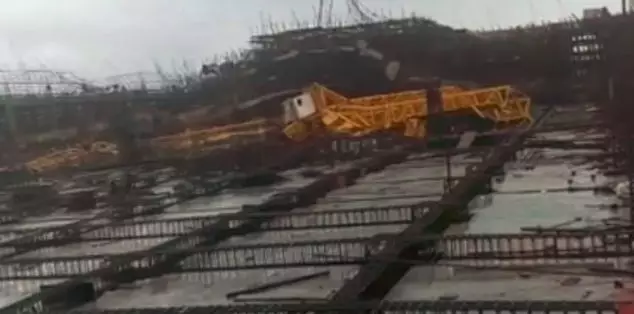 马鞍山三台塔吊受台风影响倒塌，塔吊监控系统受到关注